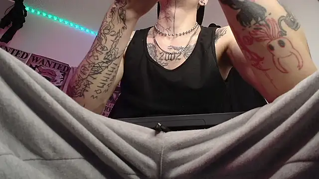 Anhony_Muscle webcam