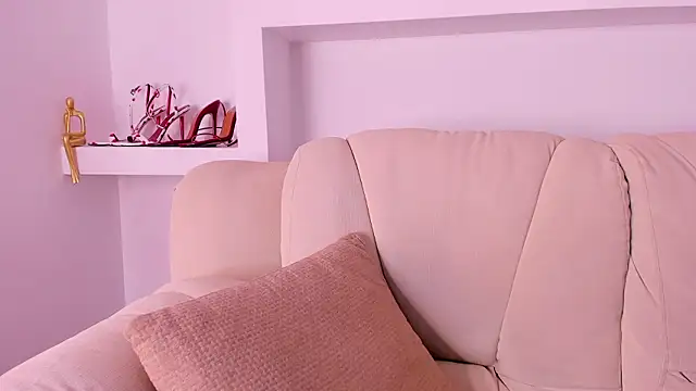 Radiant_Naomi webcam