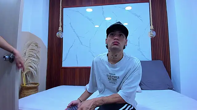 Loversinfire2 webcam