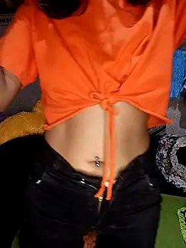 Webcam Model (emali_baba)  is live.Free join now!