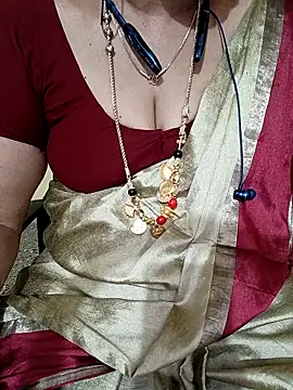 Webcam Model (negatamil)  is live.Free join now!