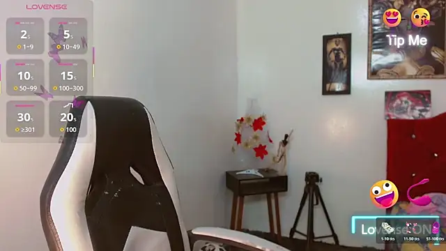 adharaamoon - AdharaaMoon's free webcam - UK Sex Cams