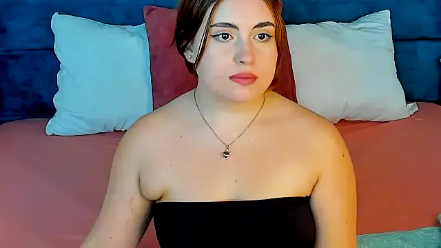 vicluxxx - Vicluxxx's free webcam - UK Sex Cams