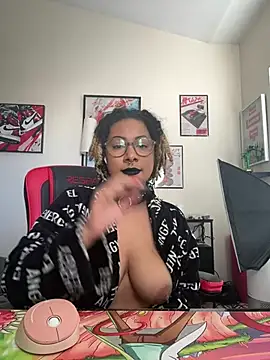 Webcam Model (DreaLaLuna)  is live.Free join now!