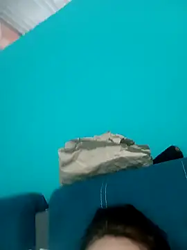 Mia_ThompsonXX webcam