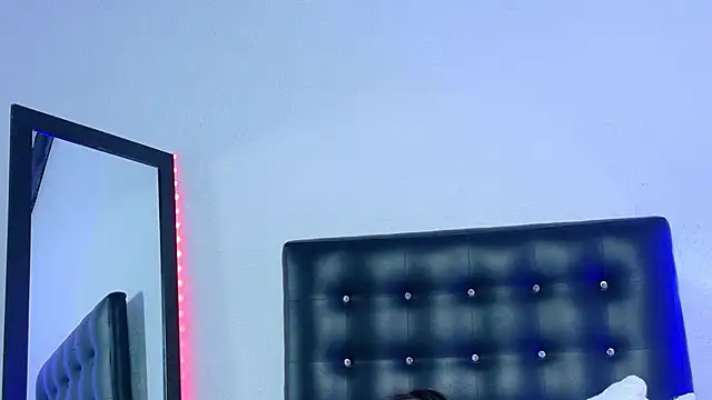 Skinny_hottie18 webcam