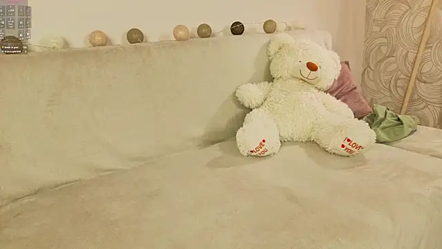 vivi_uwu webcam