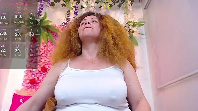 BLONDE_SEXYHOT webcam