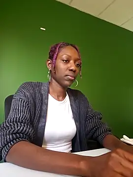 oliviaprettypussy webcam