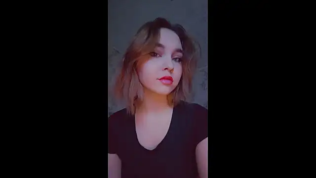 emilyveiro - EmilyVeiro's free webcam - UK Sex Cams