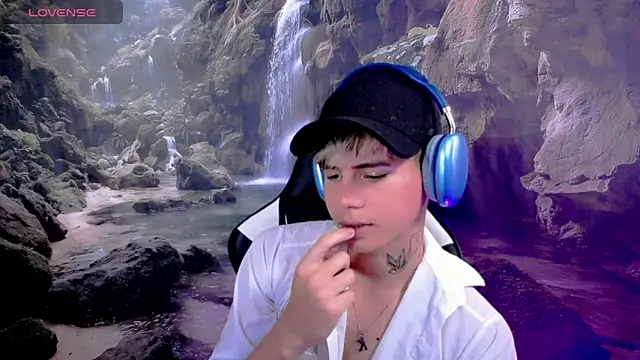 Tayson_Rivers webcam