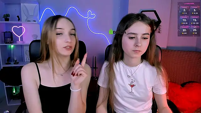 rebecca_smile webcam