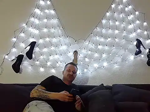 DevilsAngel13's room