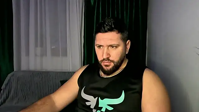 Gold_Alpha_Boy webcam