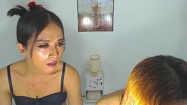 WildHOTcouple69xxx webcam