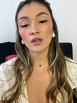 Webcam Model (GeorginaBlack)  is live.Free join now!