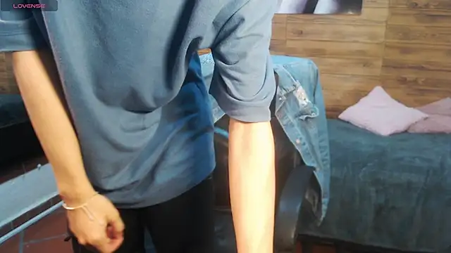 michaelkoiv (M twink) - CUM SHOW