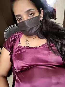 lolitatamil - Lolitatamil's free webcam - UK Sex Cams