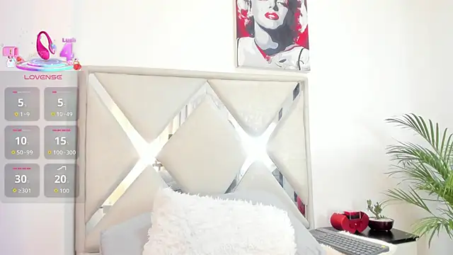 Alexandra_Torress webcam