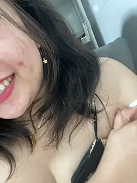 gia_gia68 - Gia_gia68's free webcam - UK Sex Cams