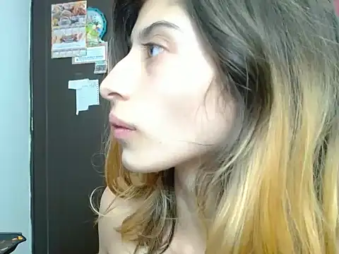 kratosafroditacs (G young) - show pussy and ahegao