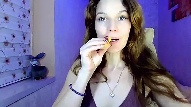 impossibleluna webcam