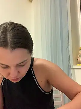 miramiss - MiraMiss's free webcam - UK Sex Cams