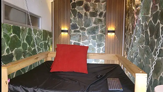 Tifany_boobsgb webcam