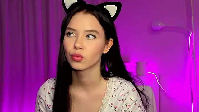 slyshypie - Slyshypie's free webcam - UK Sex Cams