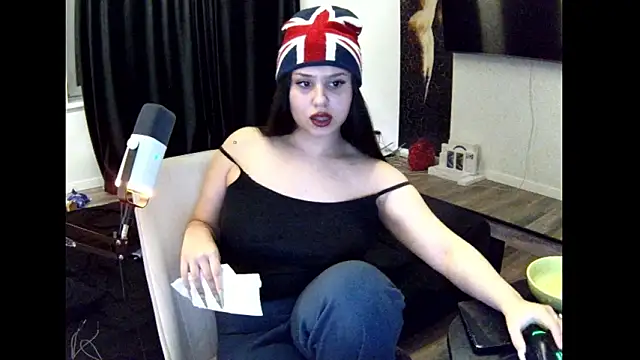 Nicole_pretty webcam