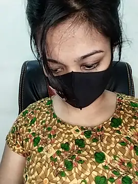 Webcam Model (Tapur-)  is live.Free join now!