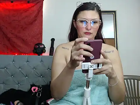 sachaclinford webcam