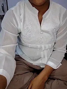 Cute-Telugu-Teacher webcam