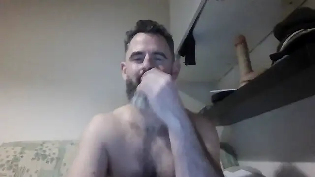 whatYwantMorrre webcam