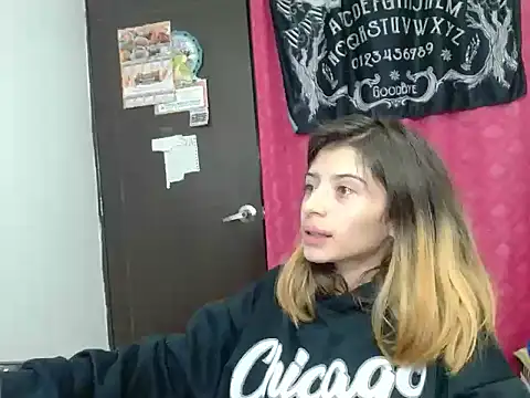 KratosAfroditacs webcam