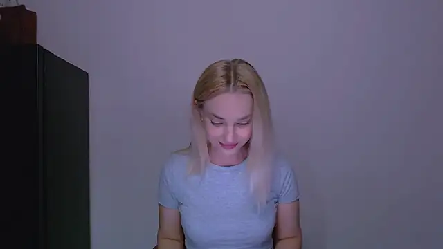 lia_noo_regrets - Lia_noo_regrets's free webcam - UK Sex Cams