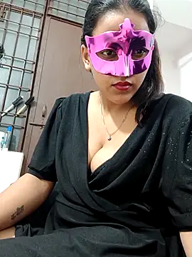 Shivani_hotty webcam