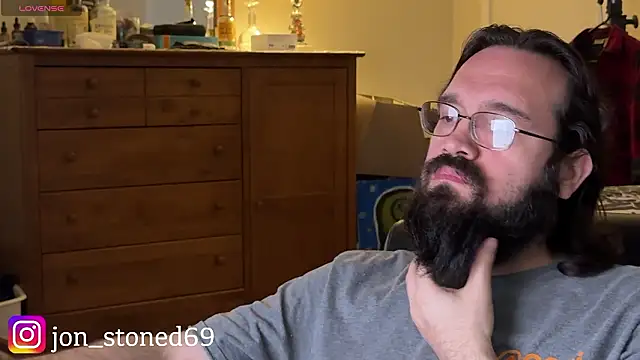 beardedfantasydaddy webcam