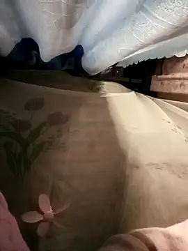 Autumn_hot1111 webcam