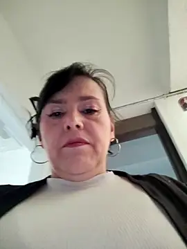 Natasha_miilf webcam