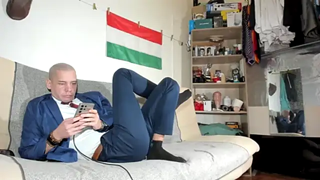 viraglaci18@xh webcam