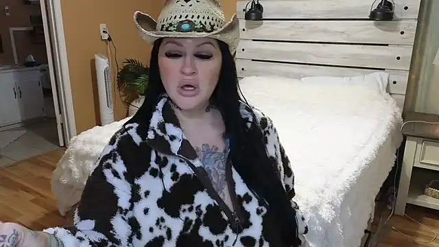 TexasTattooedHouseWife