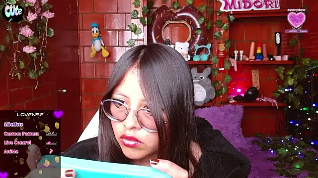 MidoriQuiinn webcam