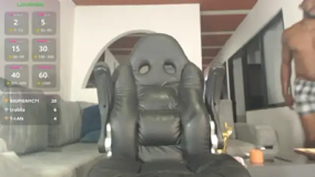 XHARDBLACKCUN22 webcam