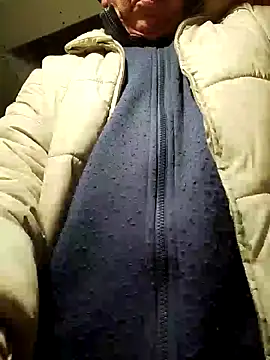 ficos2 (M grandpa) - #brunettes #cam2cam #cheapest-privates #cumshot #flashing #grandpas #handjob #hd #italian #medium #mobile #new #small-audience #straight #white