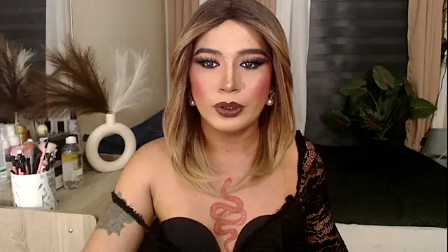 mslilly_croft - Mslilly_croft's free webcam - UK Sex Cams