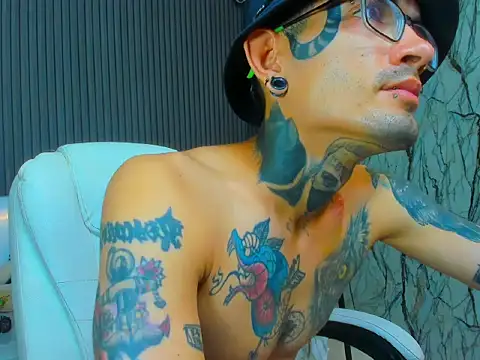 Boy_tatto77 webcam