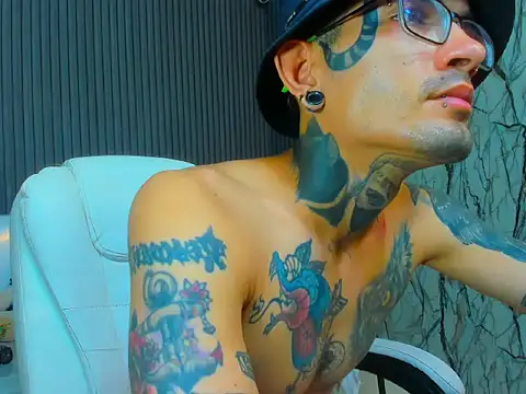 boy_tatto77 - Boy_tatto77's free webcam - UK Sex Cams