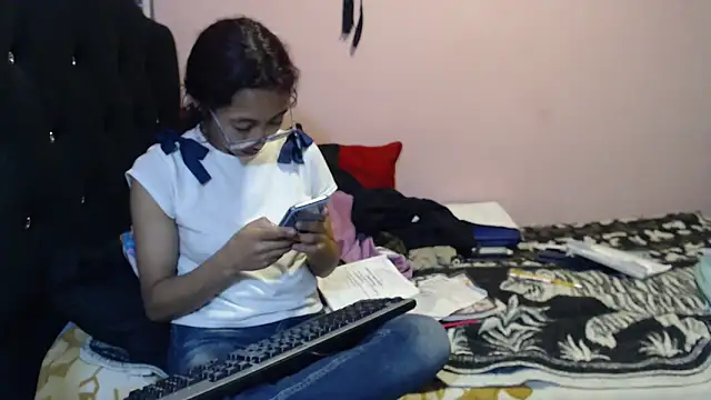 Violet_And_Smith webcam