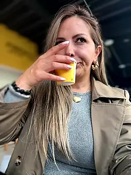 _Abril-Office1 webcam